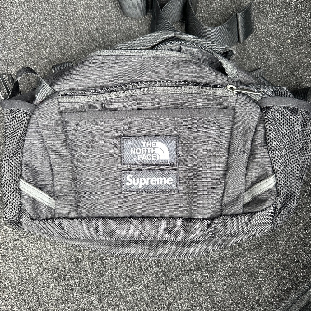 The north face Supreme belt bag